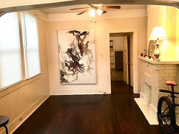 2nd image of 807 Leontine St