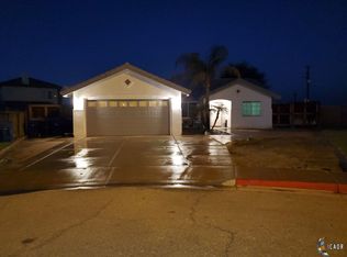 1425 Harding Ct, Calexico, CA 92231