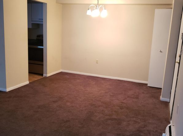 1101 Cato Ln