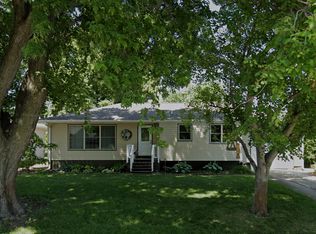 1105 N 3rd St, Norfolk, NE 68701
