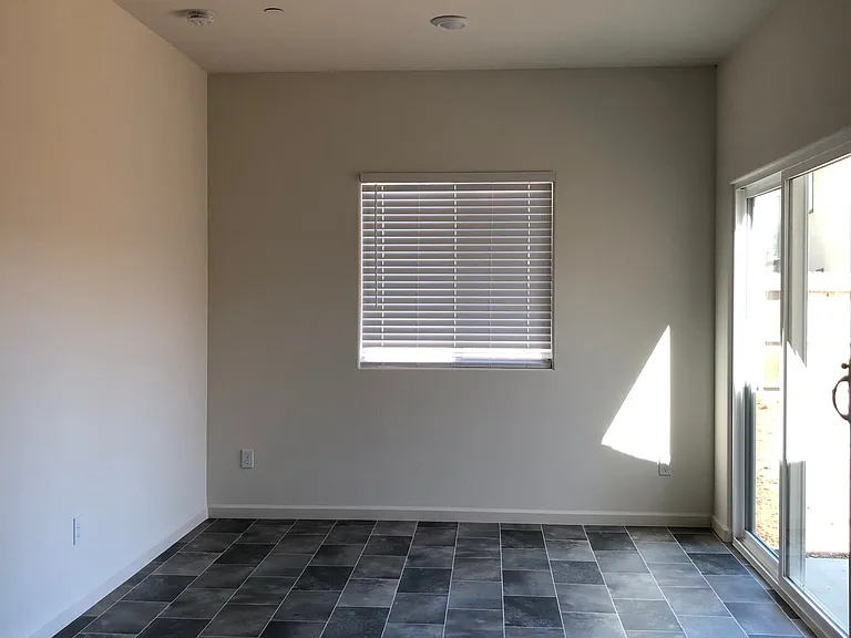 4264 Freemark Dr — Photo 6