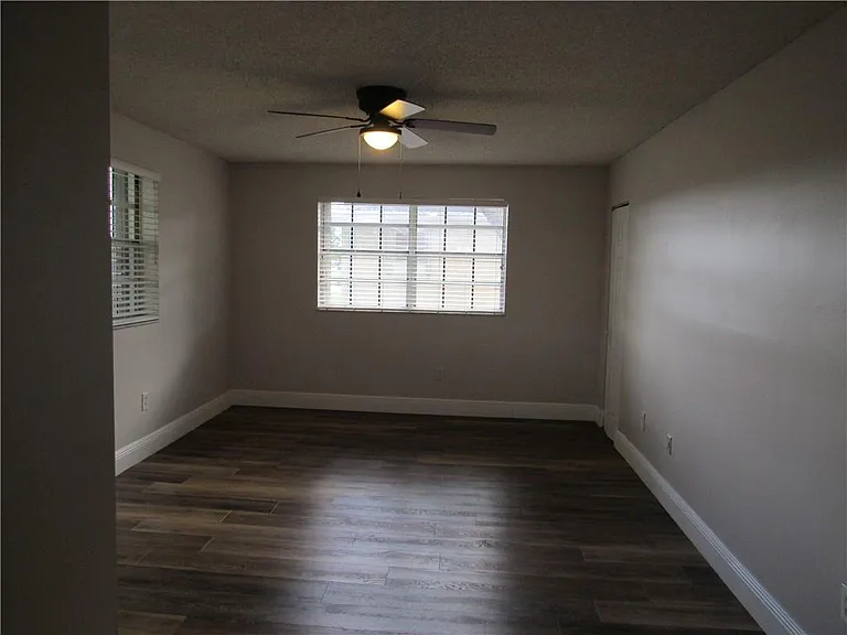 5240 SW 121st Ave — Photo 10