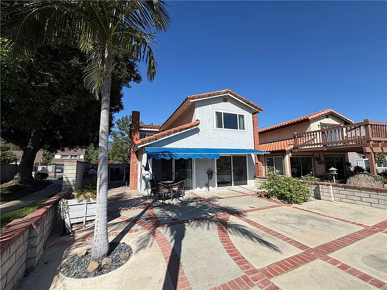 1553 Chalgrove Dr — Photo 17