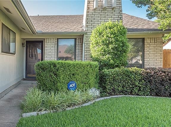 4th image of 1905 Eastfield Dr