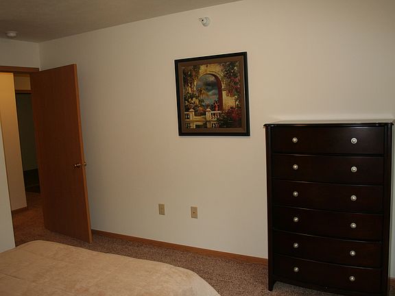 5th image of 2732 Scenic Dr #207