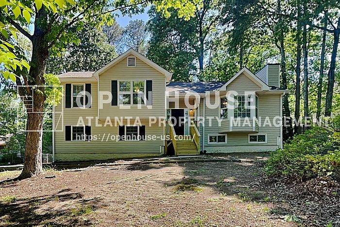 1st image of 122 Sherwood Forest Dr