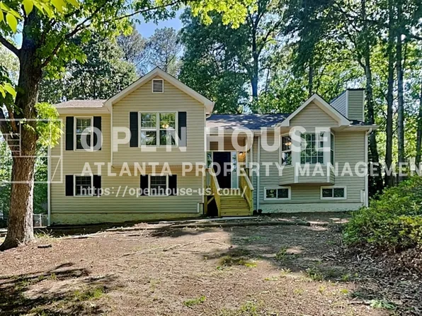 122 Sherwood Forest Dr, Douglasville, GA 30134