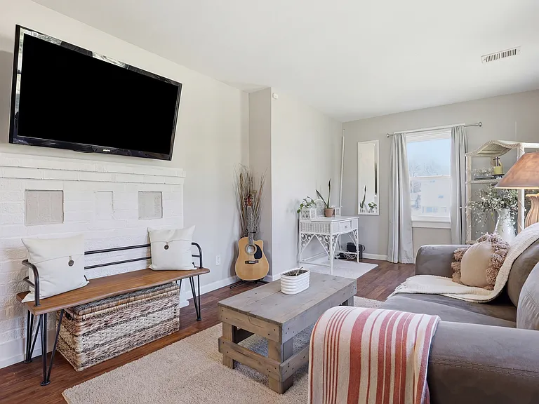 612 Crescent Dr — Photo 15