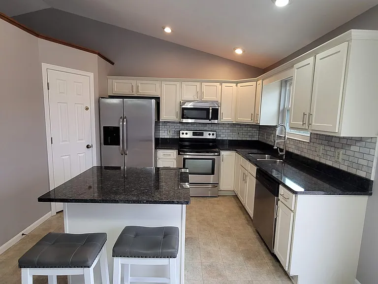 2589 Eastwind Ct — Photo 5