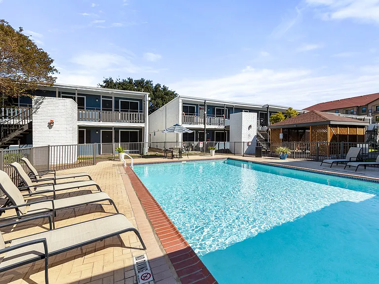 Baytree Apartments — Photo 6