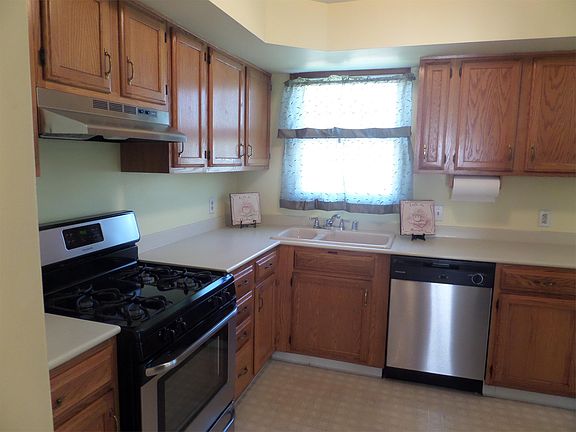5th image of 227 N Cleveland Ave