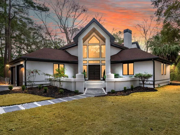 1747 Clark Hills Cir, Johns Island, SC 29455