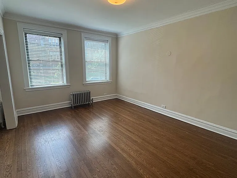 605 Hinman — Photo 61