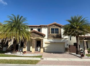 9947 NW 86th Ter, Doral, FL 33178