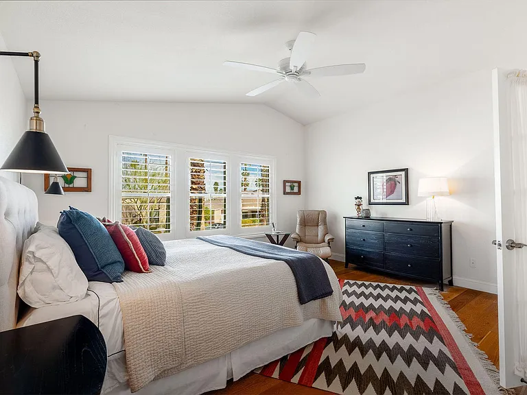 48910 Noline Pl — Photo 22