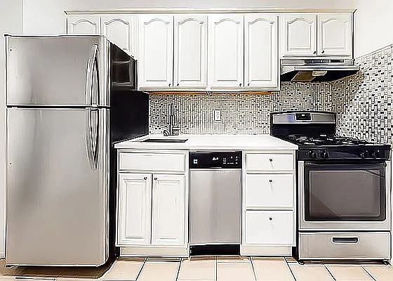 3rd image of 139 Payson Ave #3Q