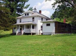 21004 Kulosa Ln, Cazenovia, WI 53924