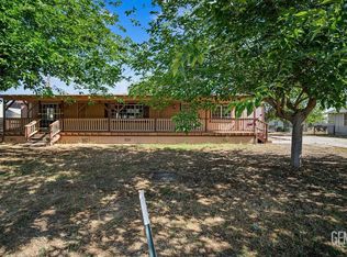 30358 Richland Ave, Shafter, CA 93263