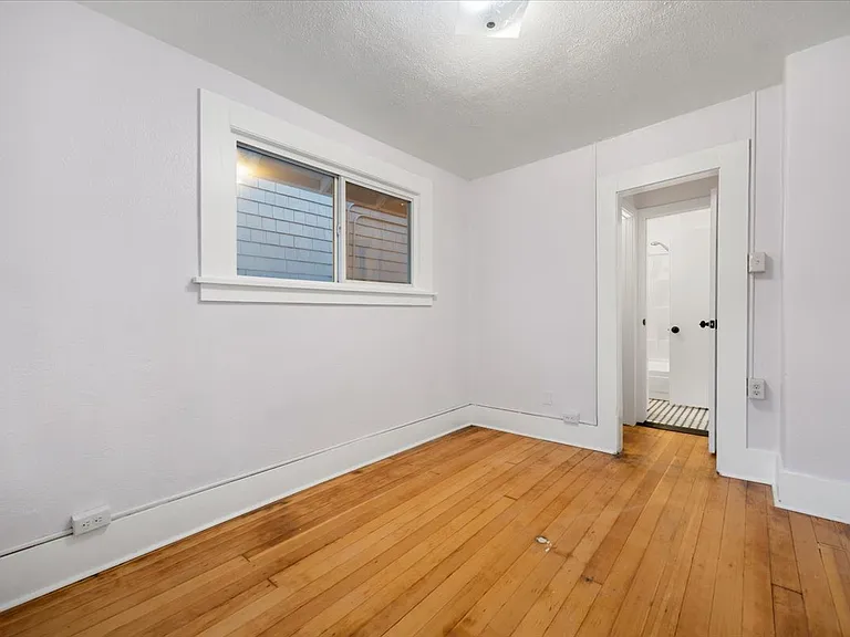 125R Ruxton Ave #3 — Photo 12
