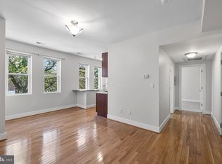 2 17th St SE APT 201, Washington, DC 20003