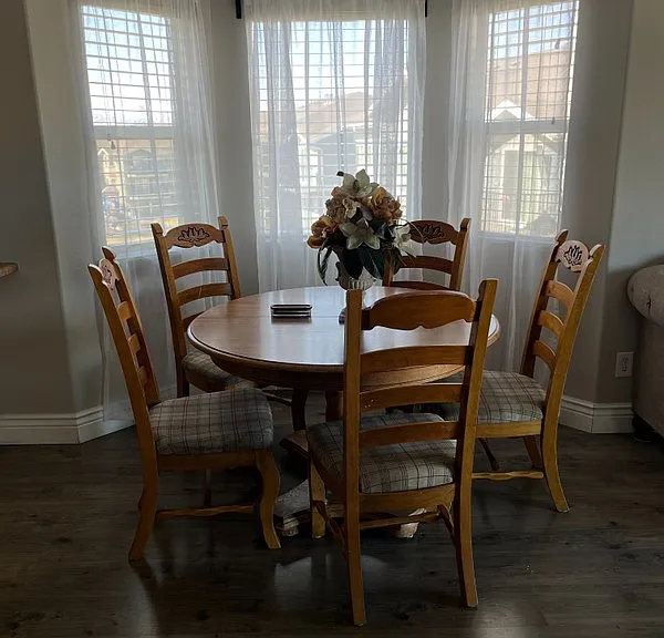 126 E Resaca Dr — Photo 9