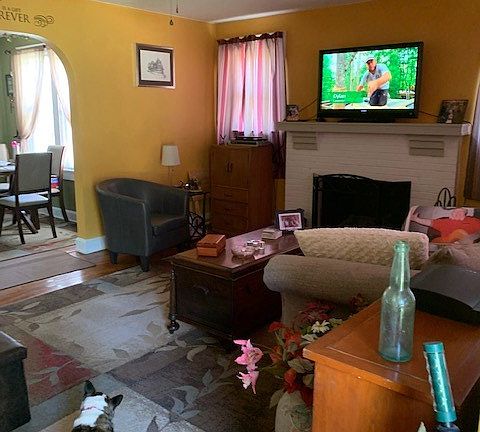 3rd image of 1227 Moreland Ave
