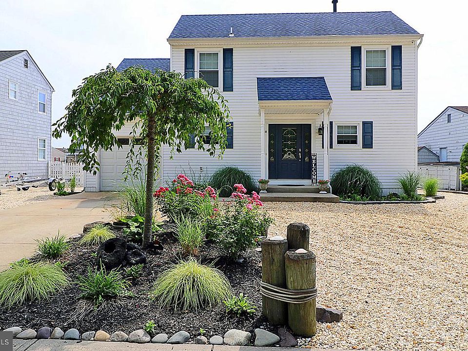 1st image of 88 Moorage Ave