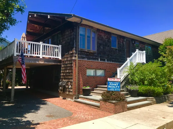 71 Garden City Ave, Point Lookout, NY 11569