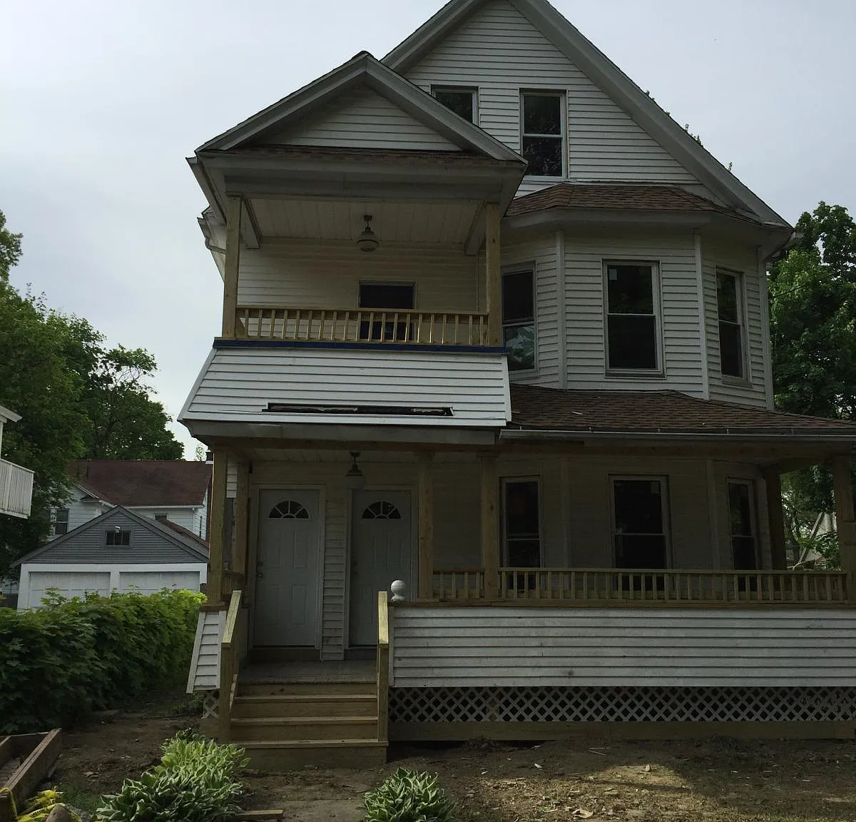 3 bed, $2,300 — Photo 3