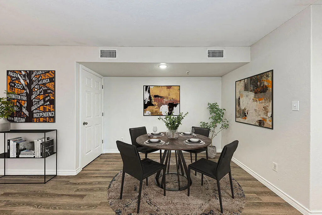 Austin Parke Apartments — Photo 3
