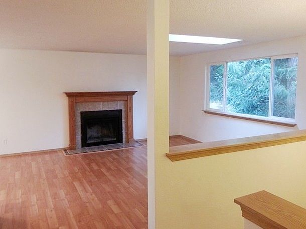 1st image of 6920 SE Mile Hill Dr