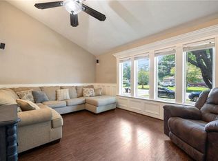 262 S Plaza Trl, Virginia Beach, VA 23452