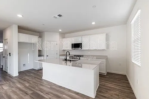 4614 Jema Way Photo 1