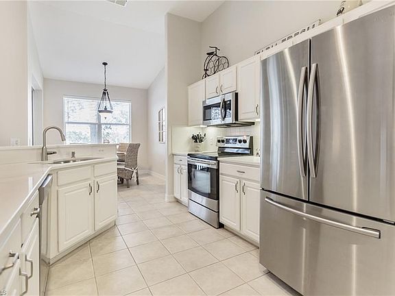2nd image of 20955 Island Sound Cir Unit 202