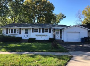 4731 50th Street Ct, Moline, IL 61265