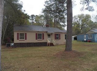 1207 5th St SW, Moultrie, GA 31768