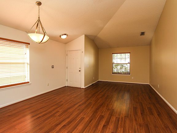 5th image of 2662 Acorn Park Drive S