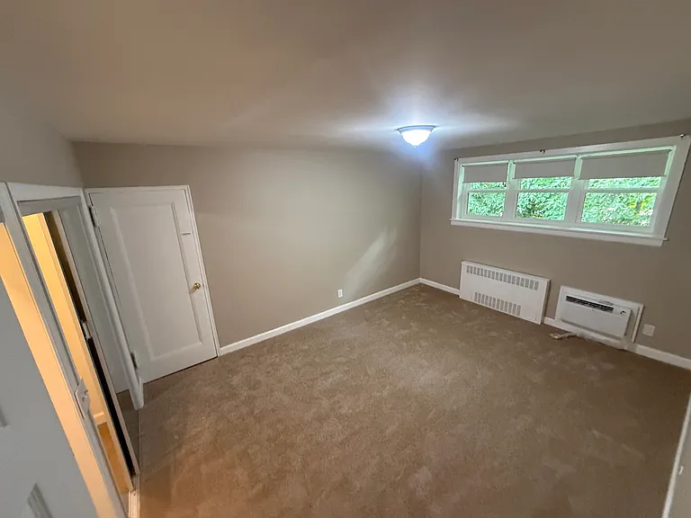 11 Bedford Ave #E4 — Photo 9
