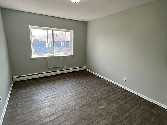 5th image of 394 Stuyvesant Ave #23