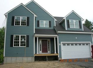 18 Pine St, Medfield, MA 02052