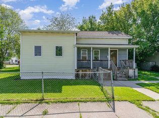 1303 Garfield Ave, Bay City, MI 48708