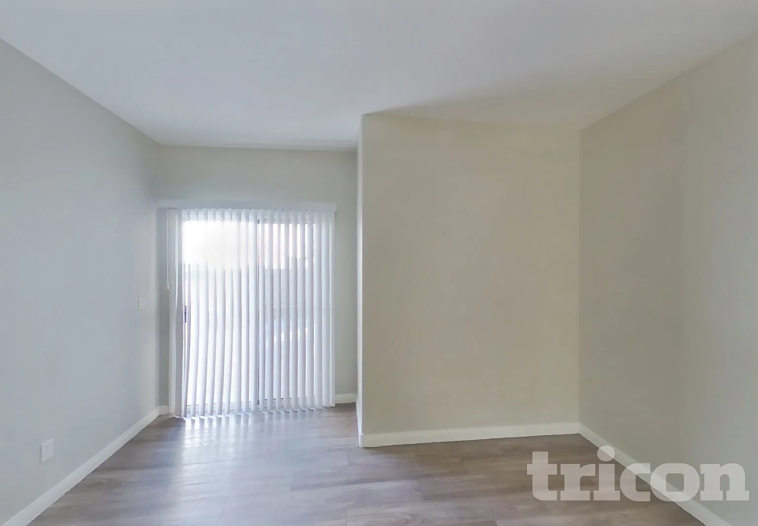 5918 Crumbling Ridge Street Henderson NV — Photo 2