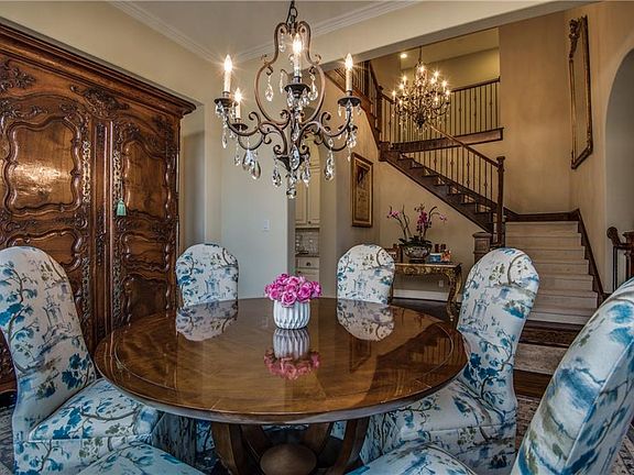4th image of 640 Creekway Dr