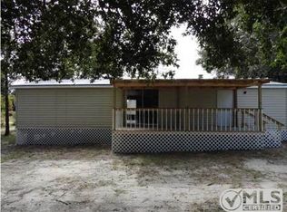 412 NE Avenue H, Carrabelle, FL 32322