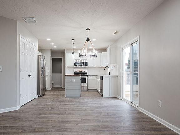 4th image of 10943 Balfour Dr
