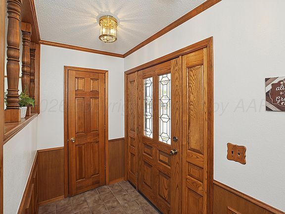 4th image of 3708 Kingston Rd