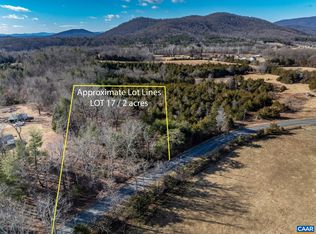 17 Pea Ridge Rd, Stanardsville, VA 22973