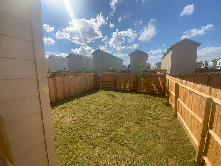 5039 Primrose Rdg — Photo 9