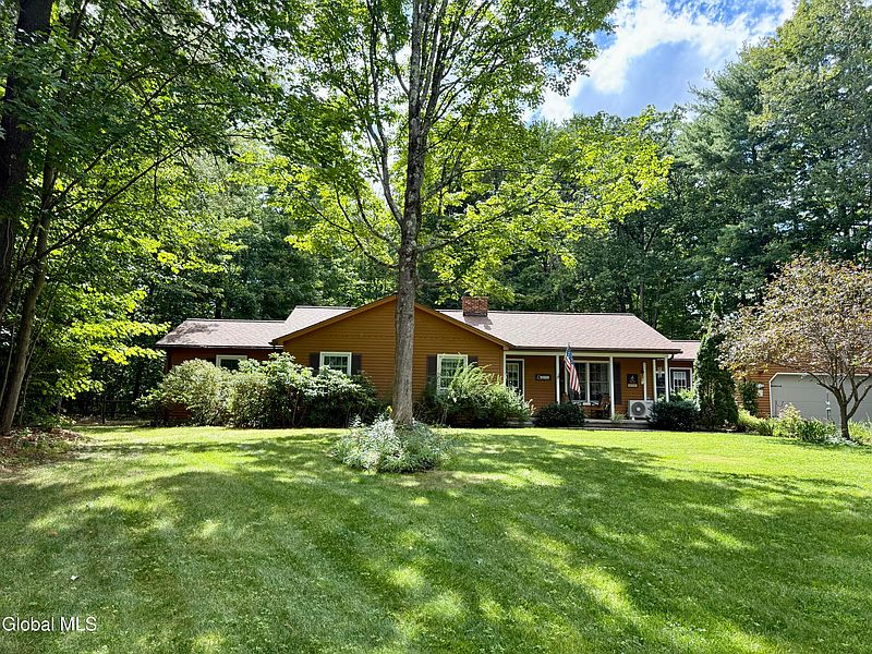 2nd image of 60 Morgan Court