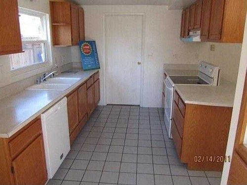 3rd image of 3536 Dorchester Dr